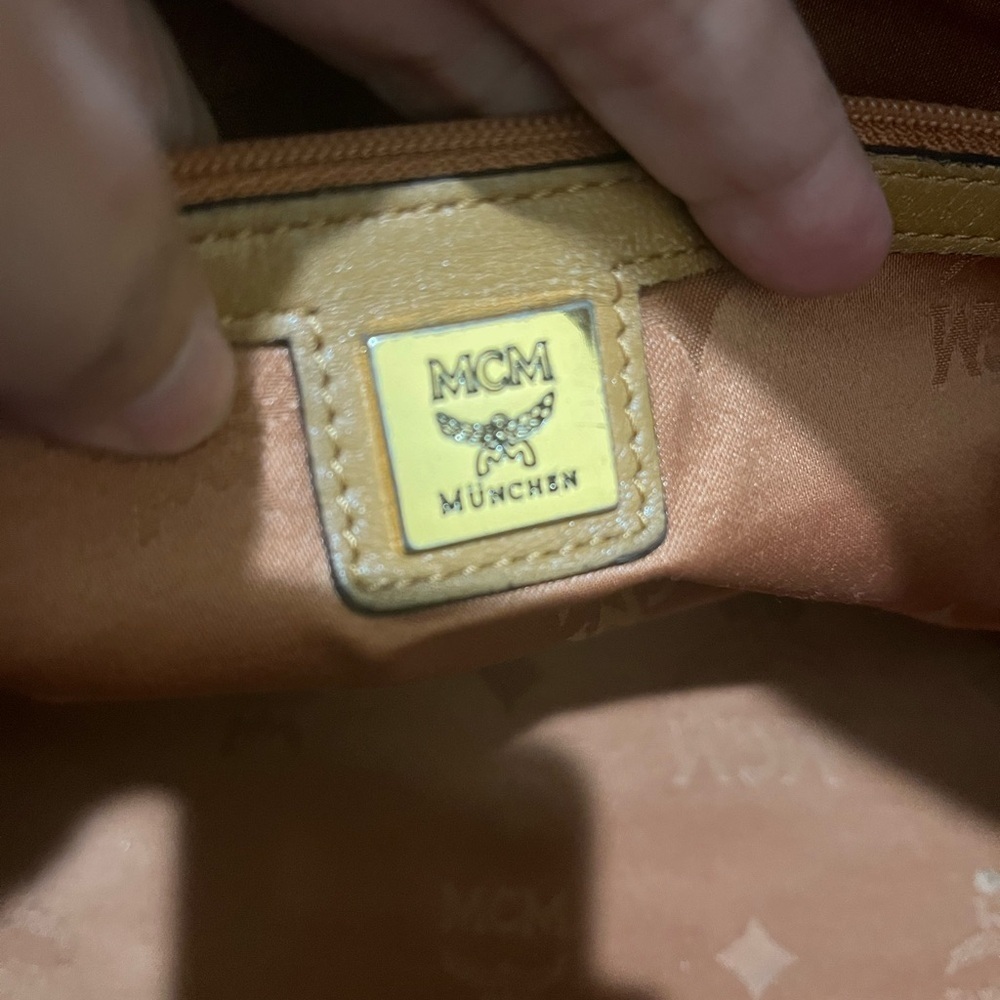 MCM COGNAC VISETOS 2 WAY BAG - Picture 13 of 16